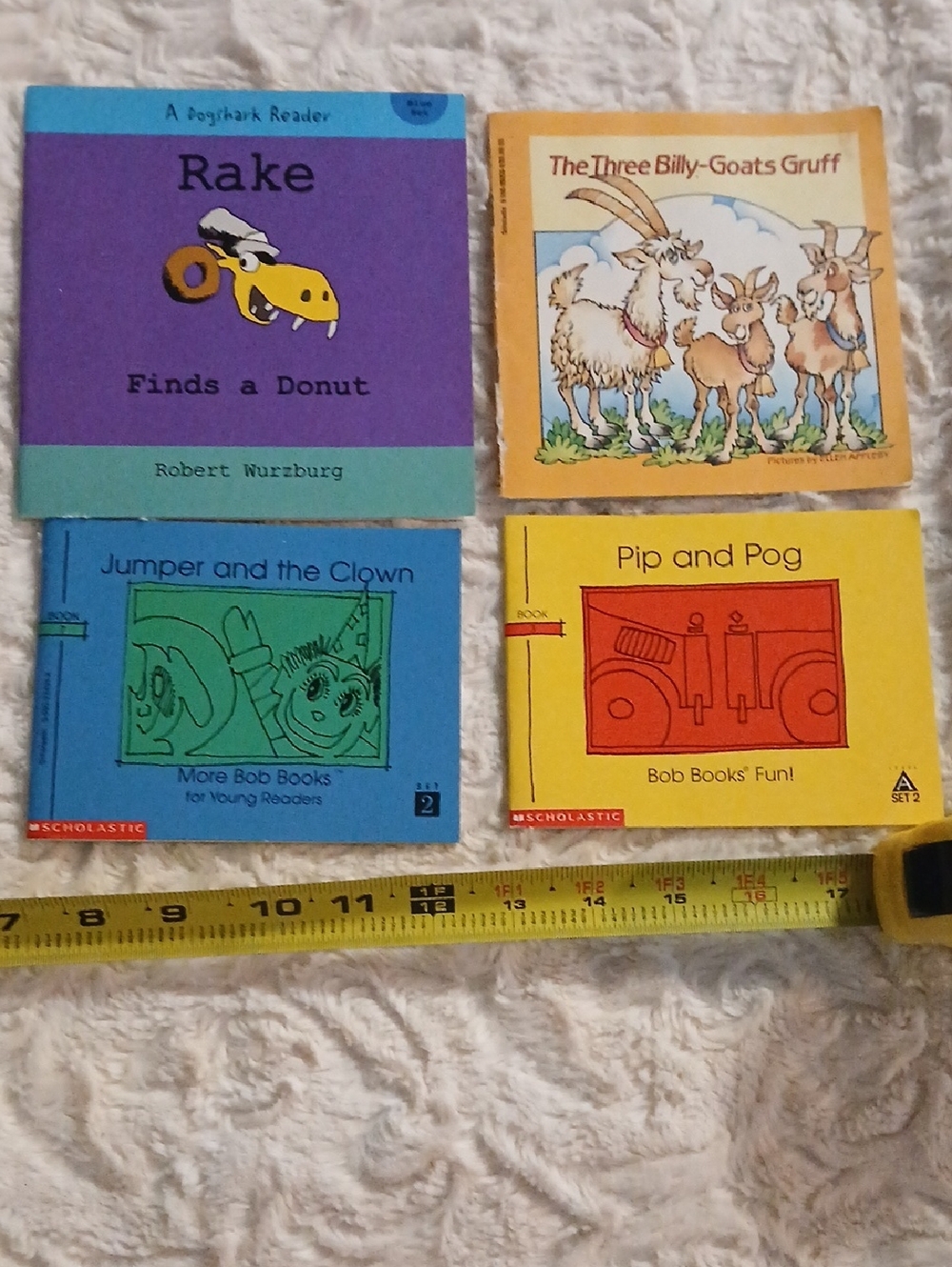 Childerns Book Bundle (4) - Picture 2 of 16